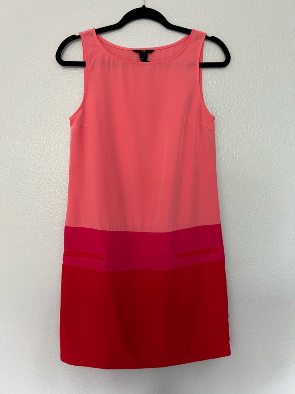 H&M Pink and Red Colorblock Sleeveless Shift Dress